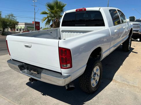 Used 2006 Dodge Ram 2500 Truck Laramie AWD/4WD image 8