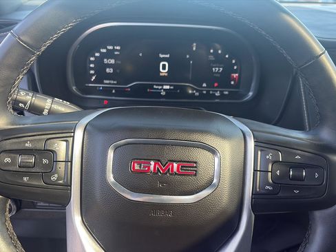 Used 2023 GMC Yukon XL SLT w/ SLT Premium Package RWD image 27