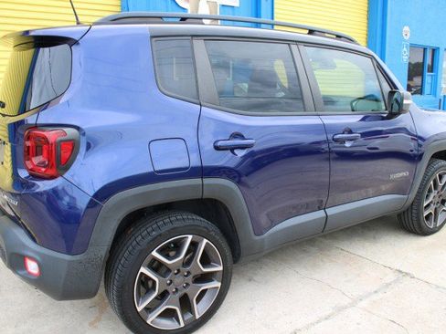 Used 2019 Jeep Renegade Limited w/ UConnect 8.4 Nav Group image 3