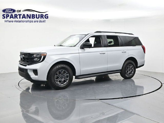 Used 2025 Ford Expedition Active RWD image 5