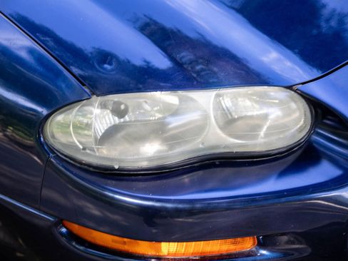 Used 2002 Chevrolet Camaro Z28 image 10