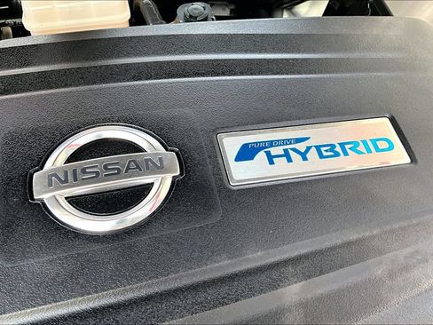 Used 2016 Nissan Murano Platinum w/ Platinum Technology Package AWD/4WD image 32