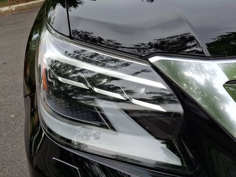 Used 2021 Lexus GX 460 Premium w/ Premium Package AWD/4WD image 9