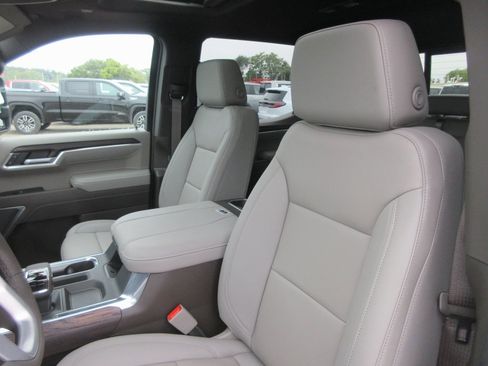 New 2026 GMC Sierra 1500 SLT w/ SLT Premium Plus Package image 14