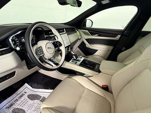 Used 2026 Jaguar F-PACE R-Dynamic S AWD/4WD image 14