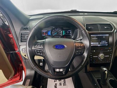 Used 2016 Ford Explorer Limited image 12