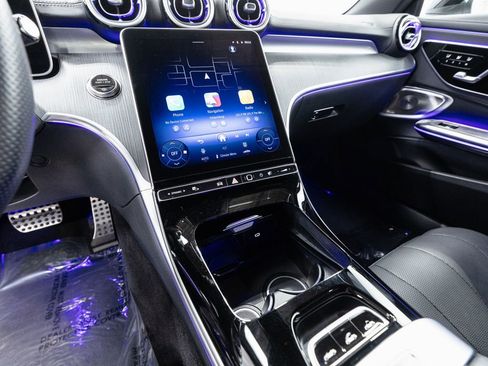 Used 2024 Mercedes-Benz CLE 450 4MATIC Cabriolet image 16