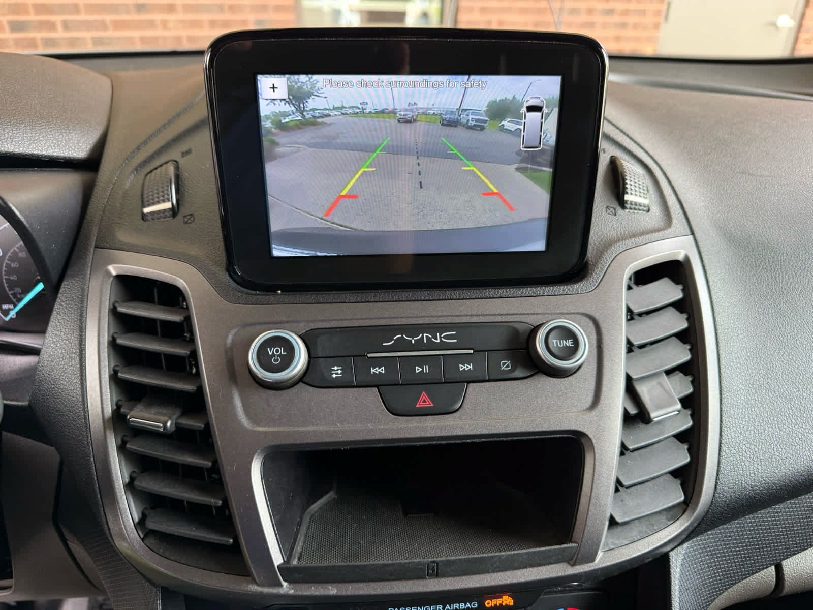 Used 2020 Ford Transit Connect XL FWD image 18