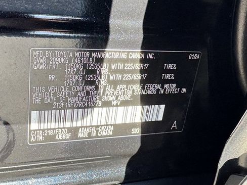 Used 2024 Toyota RAV4 LE AWD/4WD image 22