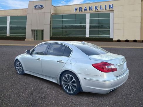 Used 2013 Hyundai Genesis 5.0 R-Spec image 5
