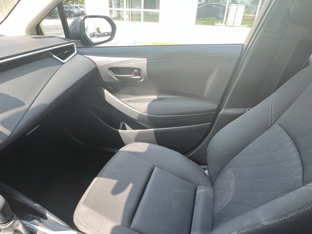 Used 2023 Toyota Corolla LE FWD image 19