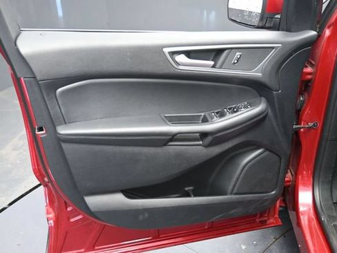 Used 2024 Ford Edge SEL AWD/4WD image 11