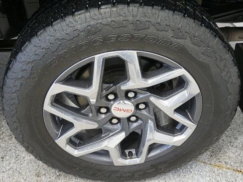 Used 2020 GMC Sierra 1500 AT4 w/ AT4 Premium Package image 23