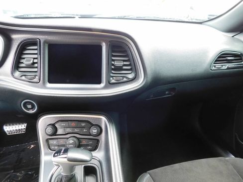 Used 2018 Dodge Challenger R/T Plus image 7