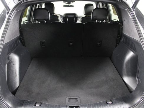 Used 2023 Ford Escape ST-Line FWD image 16