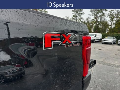Used 2022 Ford F250 Platinum w/ FX4 Off-Road Package image 17