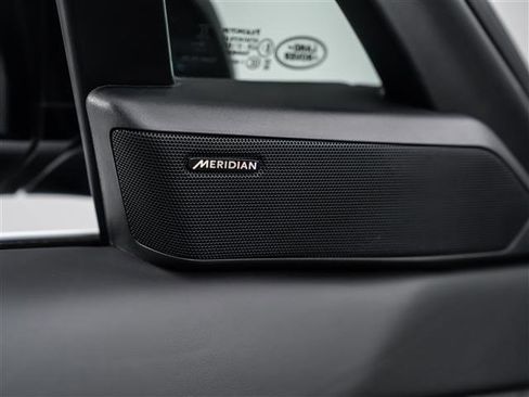 New 2025 Land Rover Range Rover Sport SE image 24