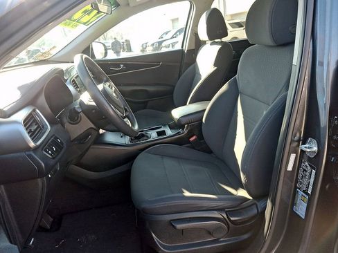 Certified 2020 Kia Sorento LX image 13