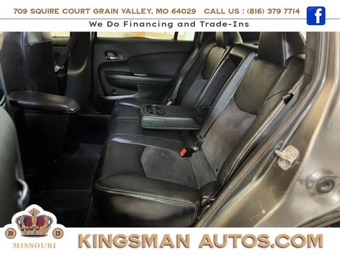 Used 2012 Chrysler 200 S image 22