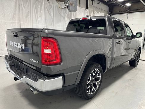 Used 2025 RAM 1500 Laramie AWD/4WD image 7