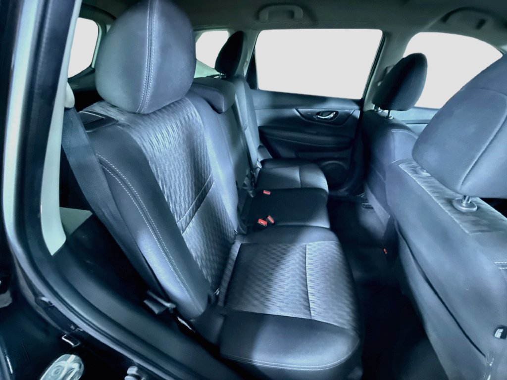Certified 2020 Nissan Rogue SV AWD/4WD image 30