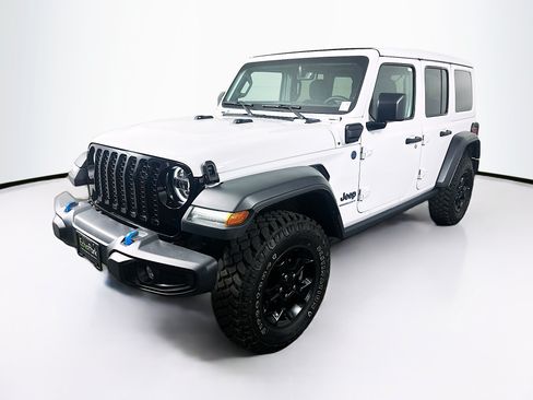 Used 2023 Jeep Wrangler Unlimited w/ Sun & Screen Package AWD/4WD image 3
