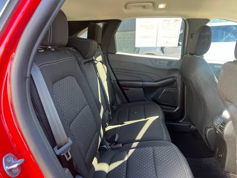Used 2024 Ford Escape Active w/ Tech Pack #1 AWD/4WD image 13