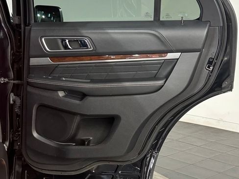 Used 2017 Ford Explorer Platinum AWD/4WD image 66