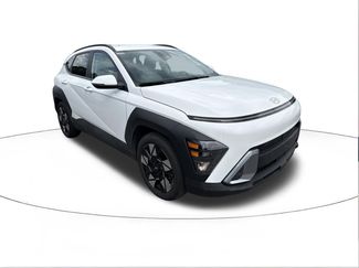 Used 2025 Hyundai Kona SEL FWD video 1