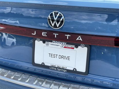 New 2025 Volkswagen Jetta SE image 11