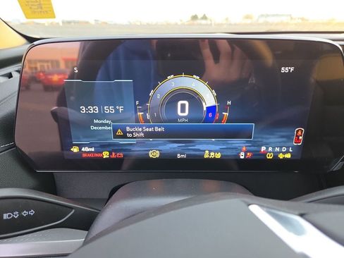 New 2026 Chevrolet Traverse LT image 13