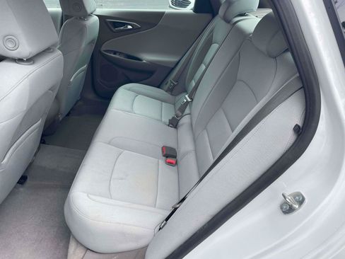 Used 2020 Chevrolet Malibu LS w/ Driver Confidence Package II FWD image 14