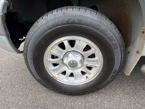 Used 2001 Ford F150 4x4 SuperCrew image 29