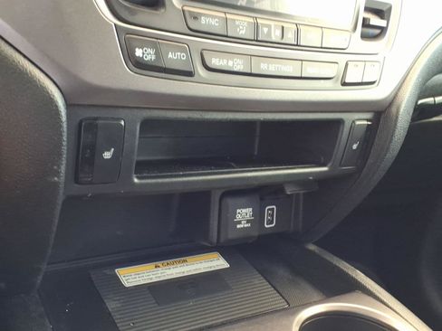 Used 2022 Honda Pilot Special Edition image 15