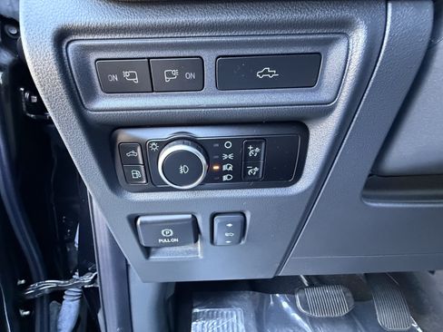 Used 2024 Ford F150 Lariat w/ Equipment Group 502A High AWD/4WD image 15