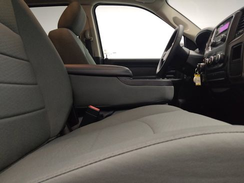Used 2018 RAM 1500 Express AWD/4WD image 21