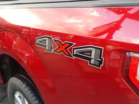 Used 2019 Ford F150 XLT w/ Equipment Group 302A Luxury image 9