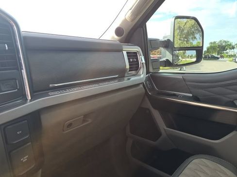 Used 2026 Ford F250 Platinum w/ Platinum Plus Package AWD/4WD image 26