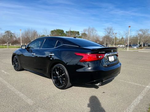 Used 2017 Nissan Maxima SR w/ Midnight Edition FWD image 7