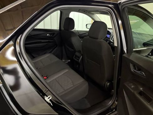Used 2020 Chevrolet Equinox LT AWD/4WD image 17