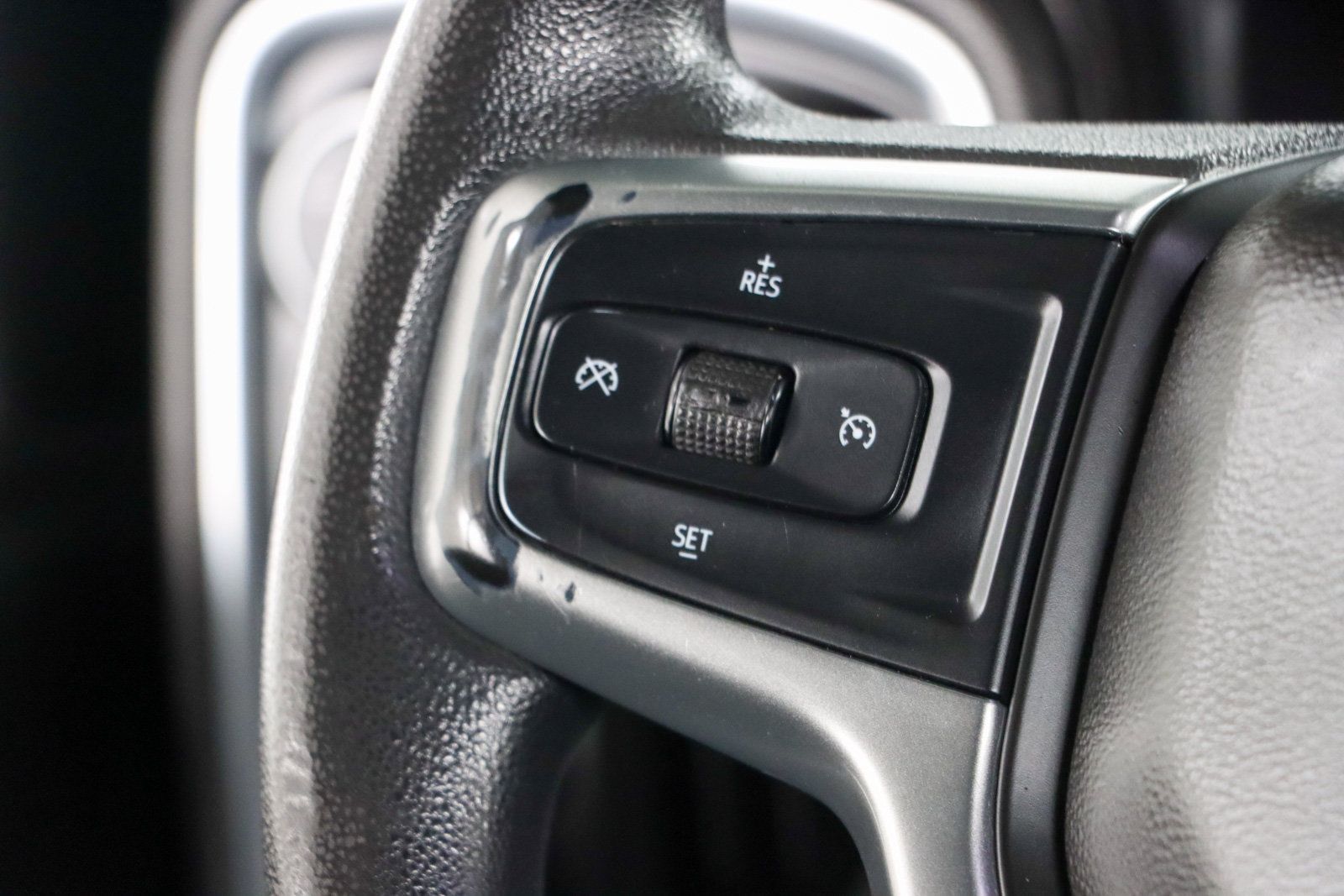 Used 2022 Chevrolet Silverado 2500 LT AWD/4WD image 13