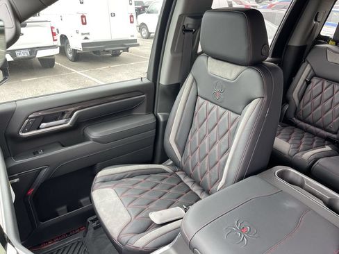 New 2026 Chevrolet Silverado 3500 LTZ w/ LTZ Plus Package AWD/4WD image 24