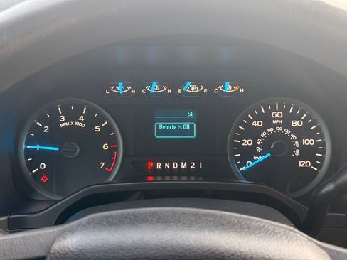 Used 2017 Ford F150 XLT image 27