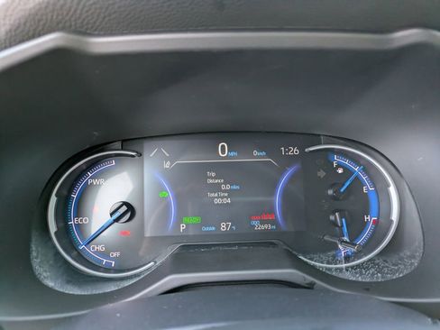 Certified 2024 Toyota RAV4 LE image 25