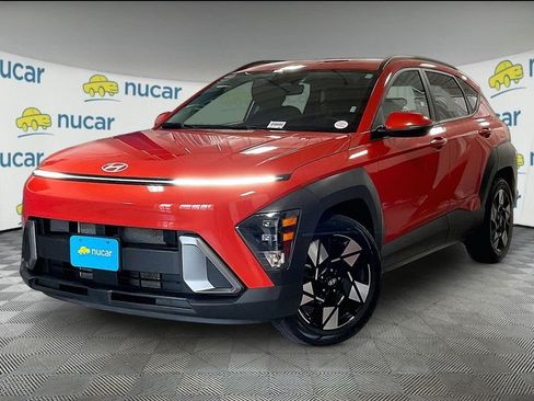 Used 2024 Hyundai Kona SEL FWD image 3
