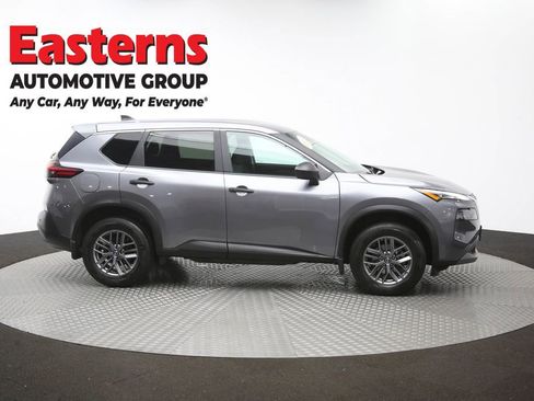 Used 2023 Nissan Rogue S AWD/4WD image 46