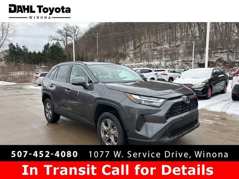 Used 2025 Toyota RAV4 XLE image 1