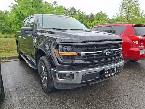 Used 2025 Ford F150 XLT w/ Equipment Group 301A Standard AWD/4WD image 5