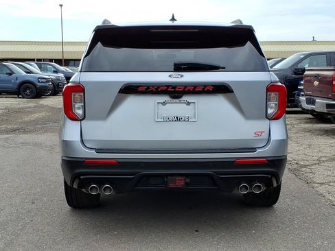 Used 2023 Ford Explorer ST w/ Equipment Group 401A AWD/4WD image 4