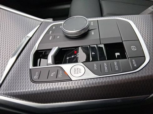 New 2026 BMW 330i Sedan w/ M Sport Package RWD image 10